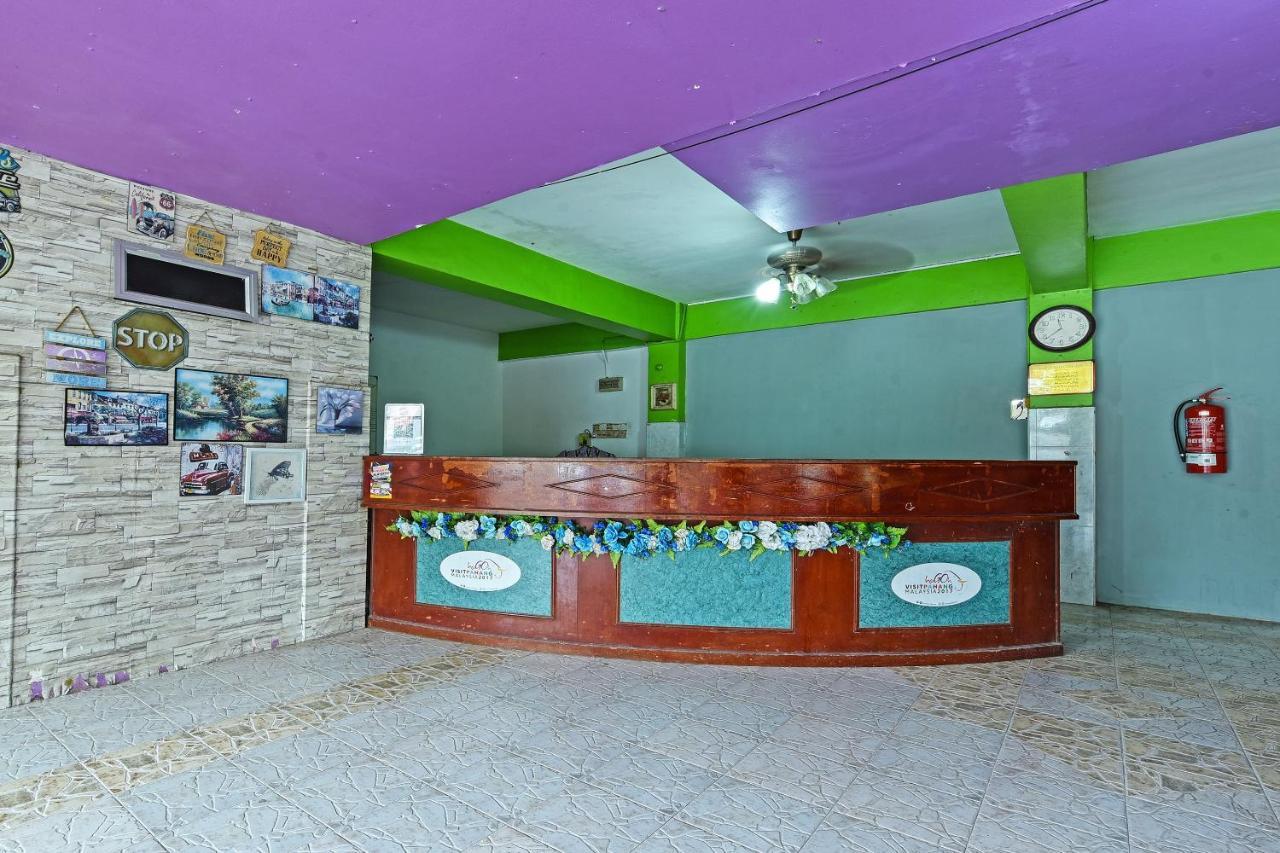 קואלה טהאן Oyo 90565 Teresek View Motel מראה חיצוני תמונה