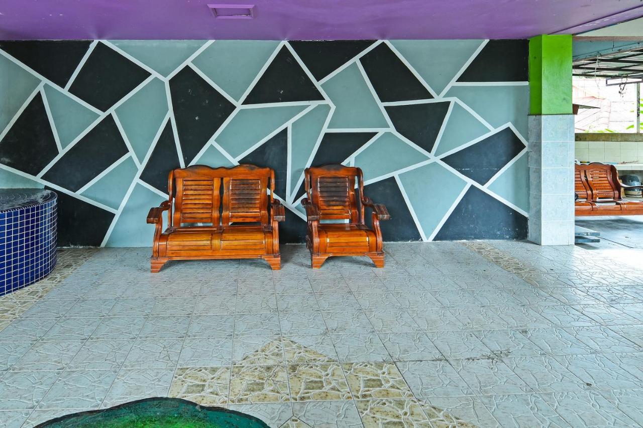 קואלה טהאן Oyo 90565 Teresek View Motel מראה חיצוני תמונה