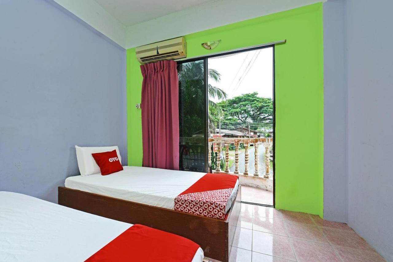 קואלה טהאן Oyo 90565 Teresek View Motel מראה חיצוני תמונה