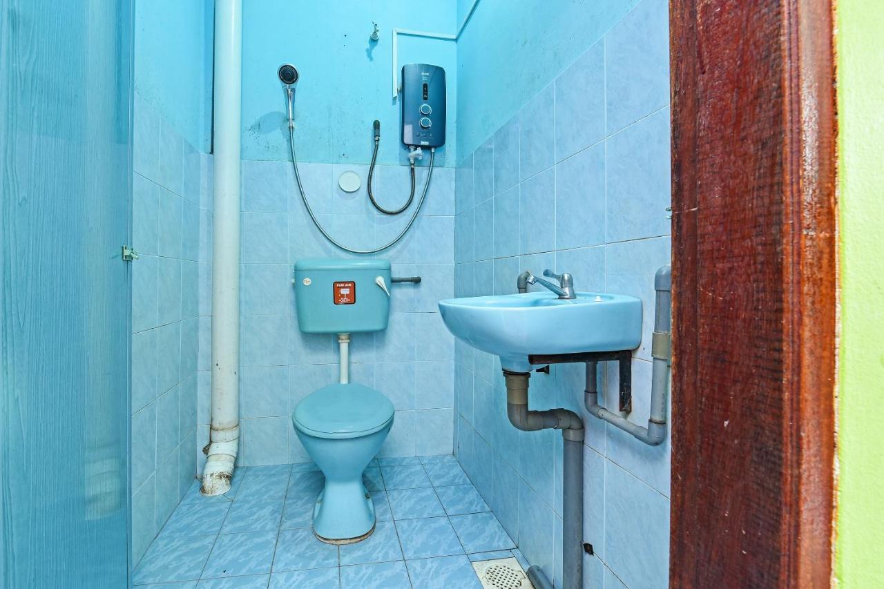 קואלה טהאן Oyo 90565 Teresek View Motel מראה חיצוני תמונה