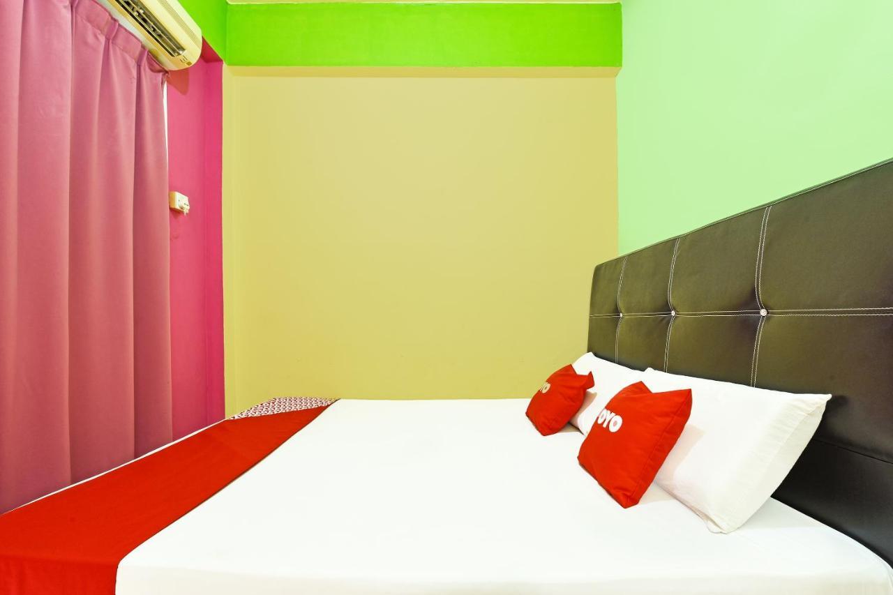 קואלה טהאן Oyo 90565 Teresek View Motel מראה חיצוני תמונה